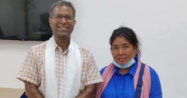 Tibetan woman has been awarded 3 lakh rupees to help her with humanitarian work.